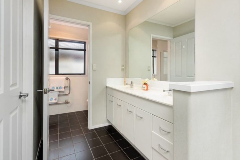 Photo of property in 11 Satori Key, Papamoa Beach, Papamoa, 3118