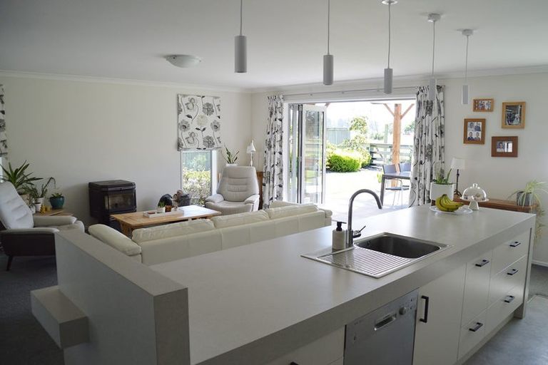 Photo of property in 59 Huntingdon Drive, Rangiora, 7400