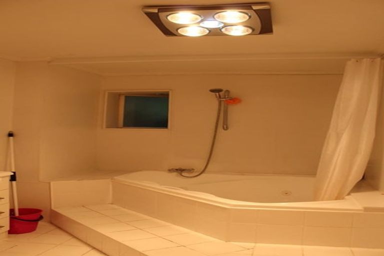 Photo of property in 282 Kenmure Road, Kenmure, Dunedin, 9011