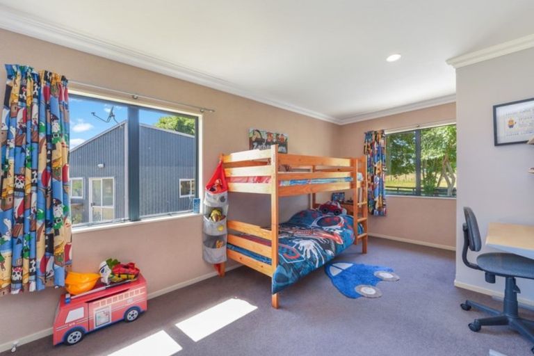 Photo of property in 2612 River Road, Horsham Downs, Hamilton, 3281