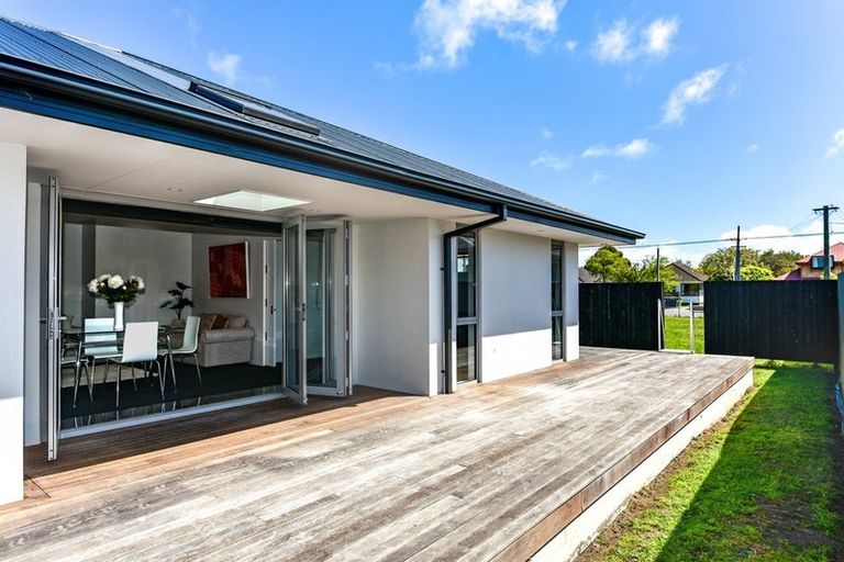 Photo of property in 172 Bower Avenue, New Brighton, Christchurch, 8083