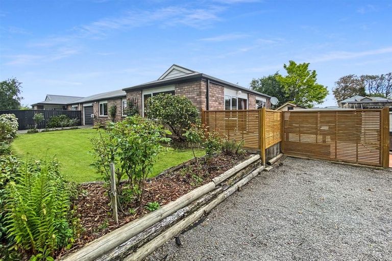 Photo of property in 661a Main North Road, Belfast, Christchurch, 8051