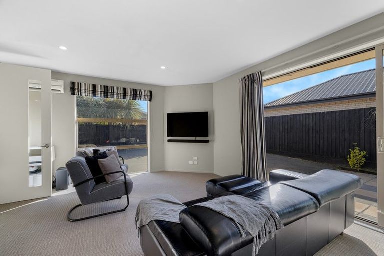 Photo of property in 102 Burwood Road, Burwood, Christchurch, 8083