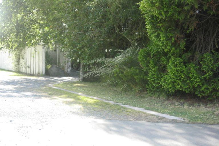 Photo of property in 18 Haslett Place, Upper Riccarton, Christchurch, 8041