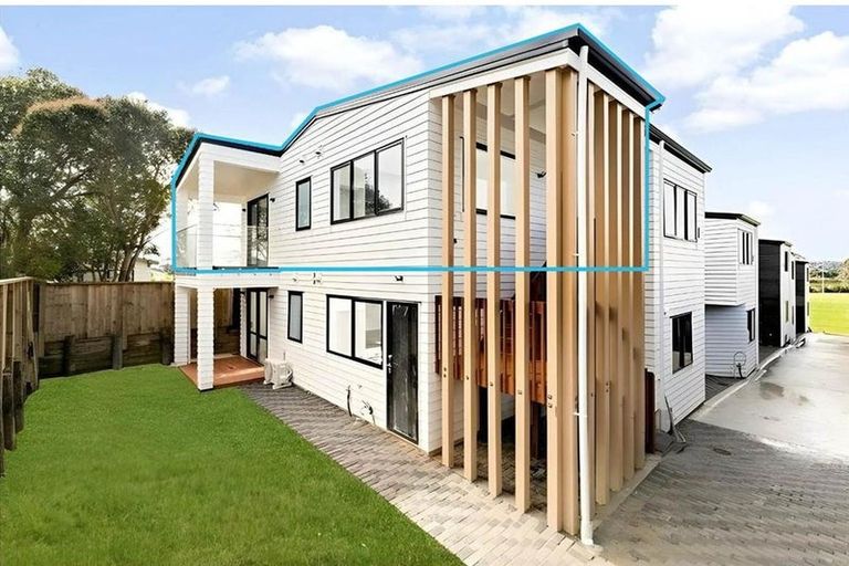 Photo of property in 7/122 Archibald Road, Kelston, Auckland, 0602