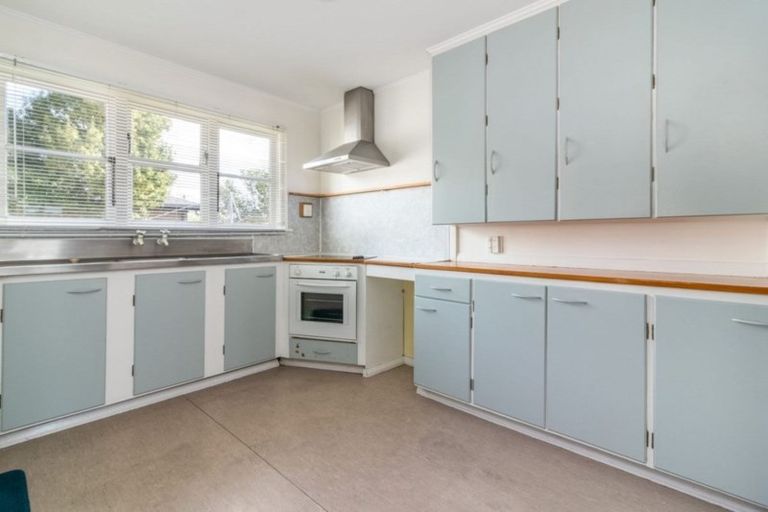 Photo of property in 27 Holland Street, Avonside, Christchurch, 8061