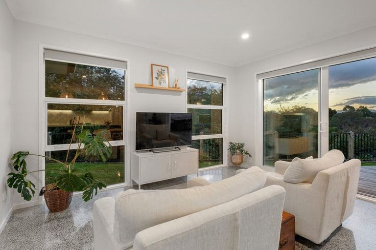 Photo of property in 12 Nelson Lane, Omokoroa, 3114