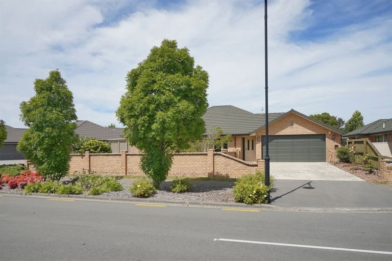 Photo of property in 46 Glasnevin Drive, Casebrook, Christchurch, 8051