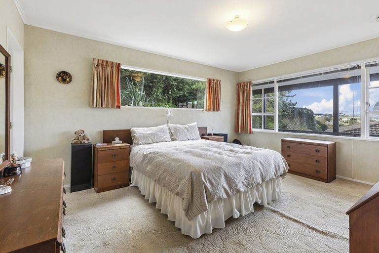 Photo of property in 34 Fyvie Avenue, Tawa, Wellington, 5028