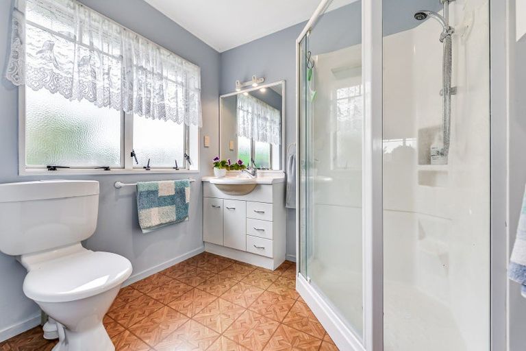 Photo of property in 14 Admiral Crescent, Flagstaff, Hamilton, 3210