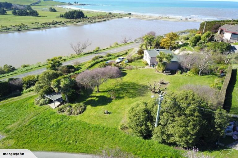 Photo of property in 2a Spiers Street, Kakanui, Oamaru, 9495