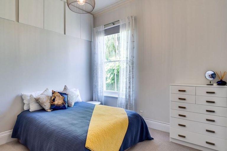 Photo of property in 7a Bay View Road, Bluff Hill, Napier, 4110