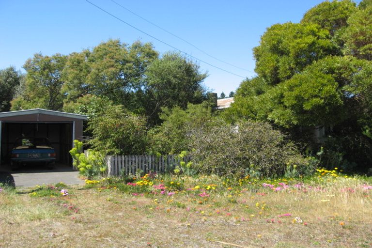 Photo of property in 12 Holton Road, Amberley, 7481