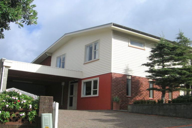 Photo of property in 7 Kaikoura Street, Maupuia, Wellington, 6022