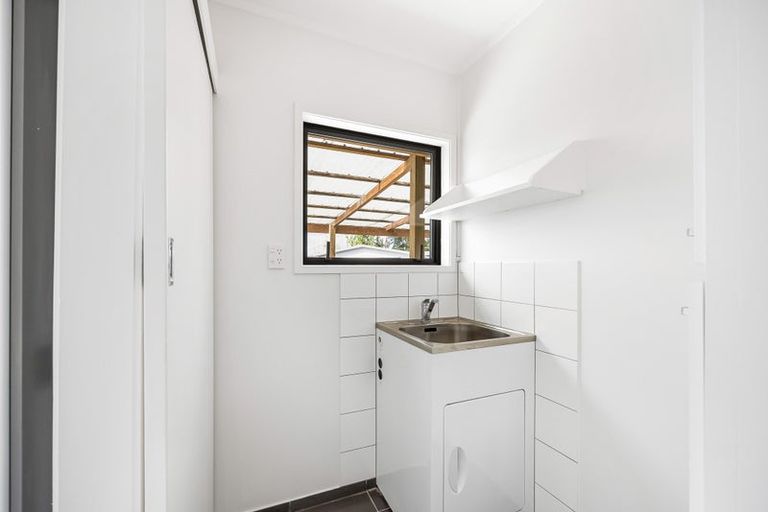 Photo of property in 123 Riverpark Crescent, Henderson, Auckland, 0610