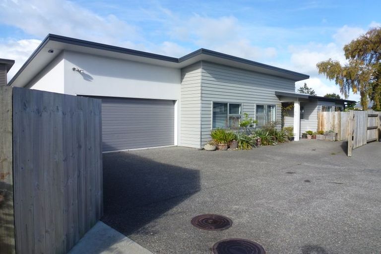 Photo of property in 28a South Street, West End, Palmerston North, 4410