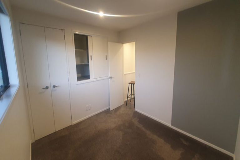 Photo of property in 2/10 Avery Grove, Boulcott, Lower Hutt, 5011