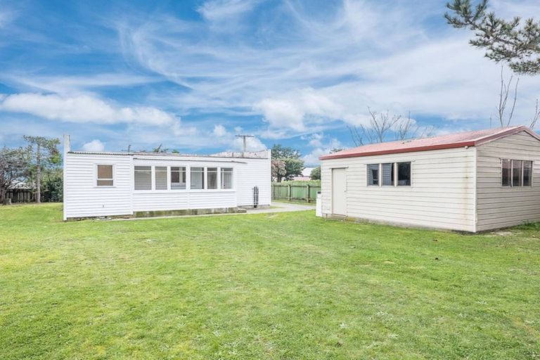 Photo of property in 8 Cambridge Street, Levin, 5510