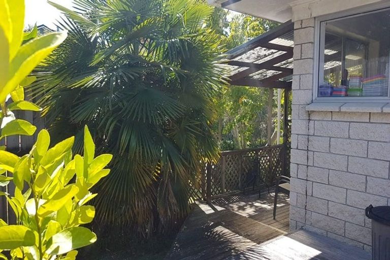 Photo of property in 1/24 Stredwick Drive, Torbay, Auckland, 0630