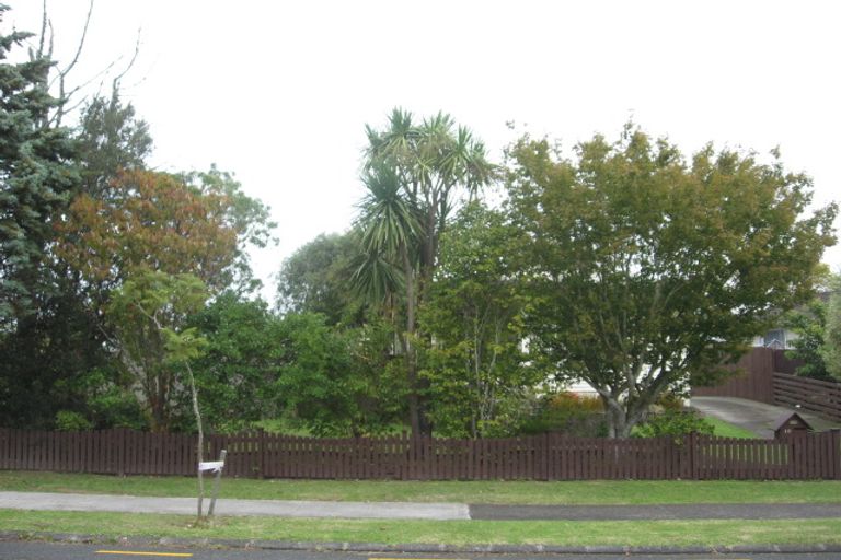 Photo of property in 10 Ellison Place, Pakuranga Heights, Auckland, 2010