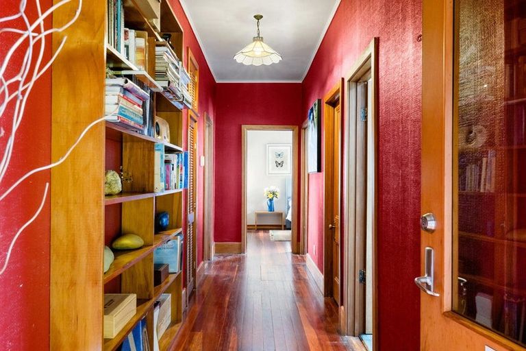 Photo of property in 43 Hall Street, Cambridge, 3434