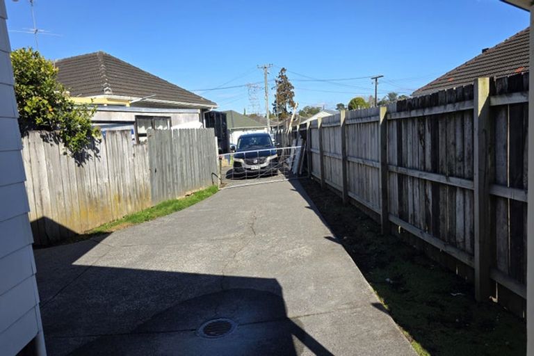 Photo of property in 1/19 Velvet Crescent, Otara, Auckland, 2023