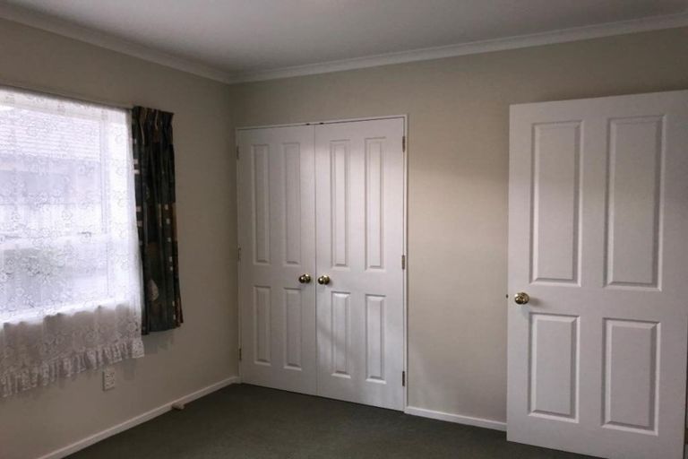 Photo of property in 61a Winchester Street, Levin, 5510