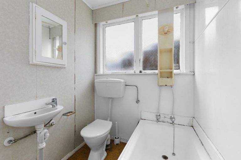 Photo of property in 417 Muritai Road, Eastbourne, Lower Hutt, 5013