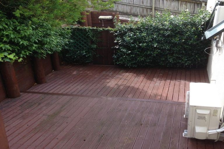 Photo of property in 28 Langana Avenue, Browns Bay, Auckland, 0630