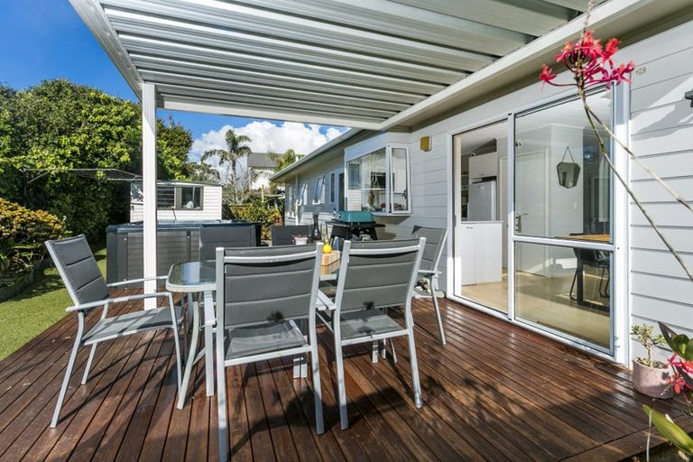 Photo of property in 3/8 Opua Street, Belmont, Auckland, 0622