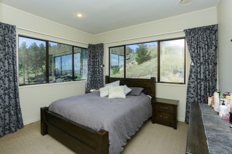 Photo of property in 21 Rochfort Road, Kahuranaki, Havelock North, 4295