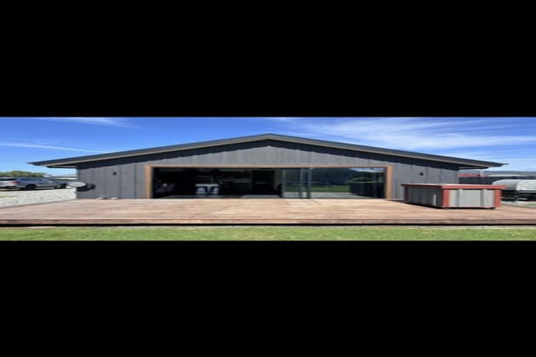 Photo of property in 64-66 Blake Street, Blaketown, Greymouth, 7805