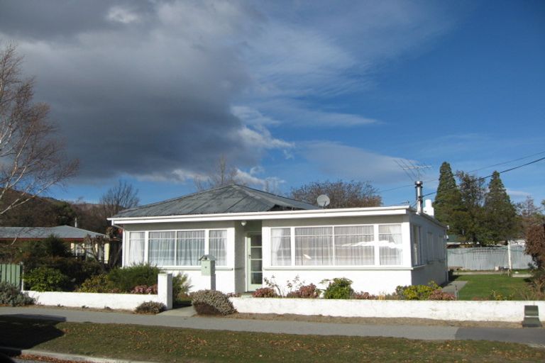 Photo of property in 18a Molyneux Avenue, Cromwell, 9310