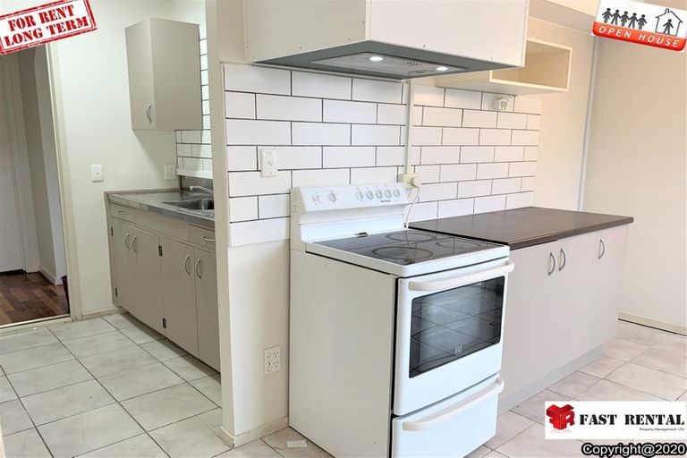 Photo of property in 132 Rangatira Road, Beach Haven, Auckland, 0626