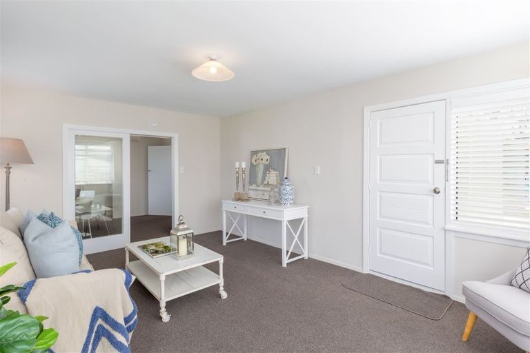 Photo of property in 2/36 Condell Avenue, Papanui, Christchurch, 8053