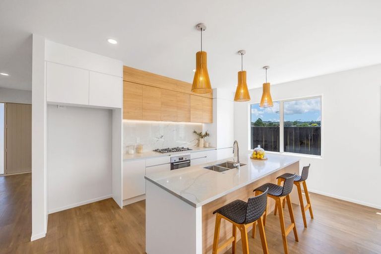 Photo of property in 20 Babina Avenue, Kumeu, 0810