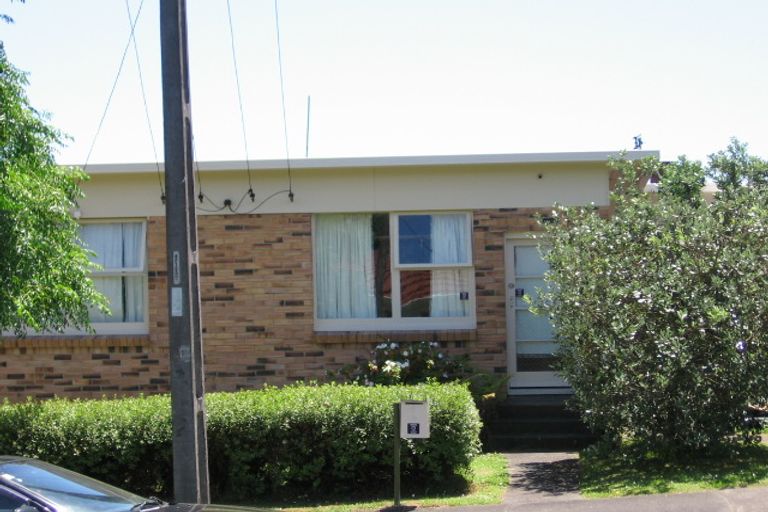 Photo of property in 1 Addison Street, Blockhouse Bay, Auckland, 0600