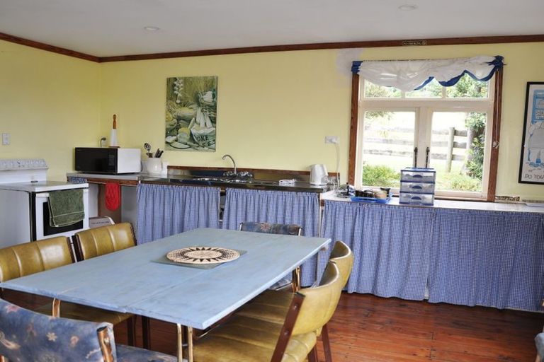 Photo of property in 256 Pakiri Road, Leigh, Warkworth, 0985