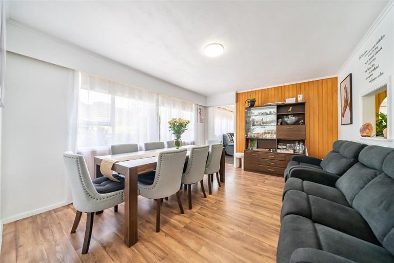 Photo of property in 4 Davis Crescent, Elderslea, Upper Hutt, 5018