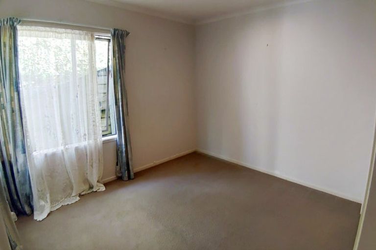 Photo of property in 34 Helen Ryburn Place, Torbay, Auckland, 0630