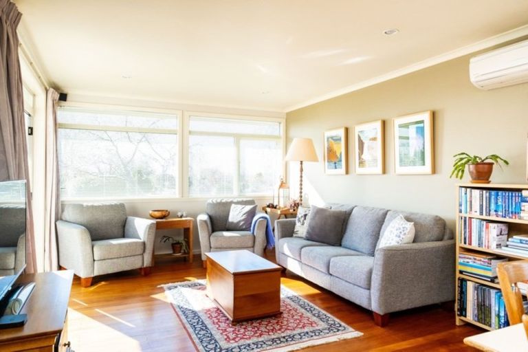 Photo of property in 53 Reynolds Road, Havelock North, 4130