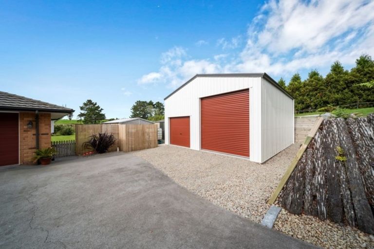 Photo of property in 1347 Carrington Road, Hurworth, New Plymouth, 4371
