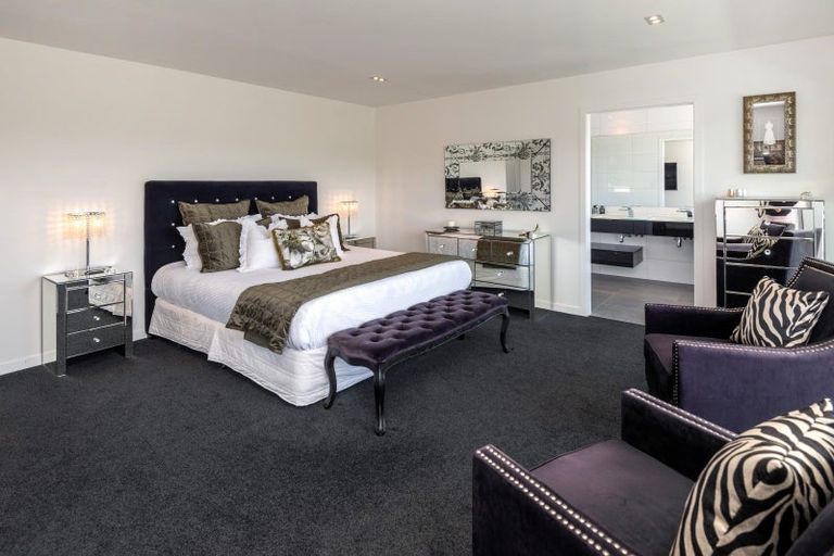 Photo of property in 824 Redoubt Road, Flat Bush, Auckland, 2019