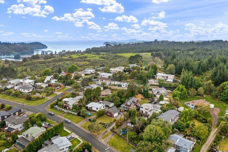 Photo of property in 83 Stillwater Crescent, Stillwater, Silverdale, 0993