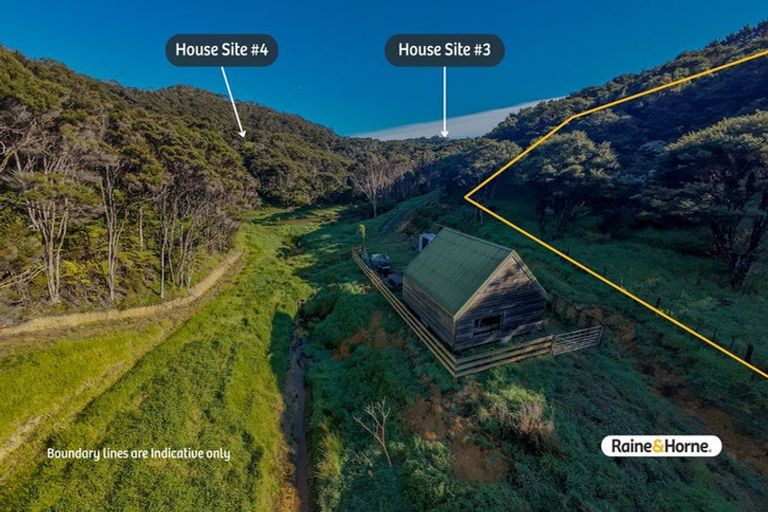 Photo of property in 1032 Taupo Bay Road, Taupo Bay, Mangonui, 0494