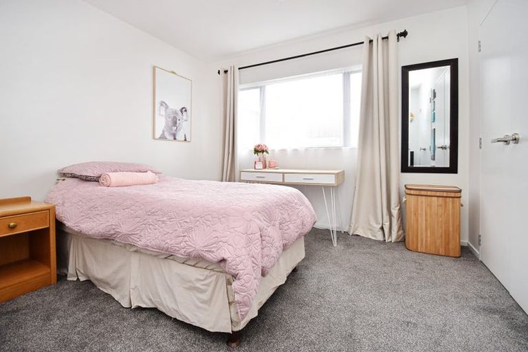 Photo of property in 10 Finstock Way, Rolleston, 7614