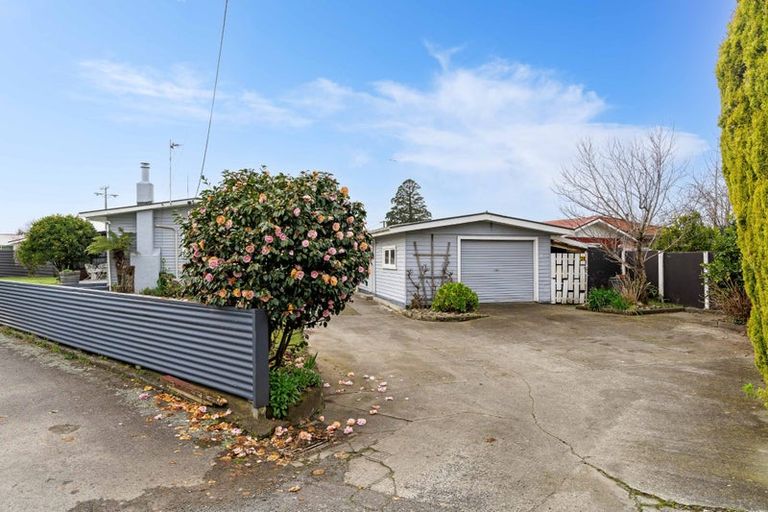 Photo of property in 28 Freyberg Street, Solway, Masterton, 5810