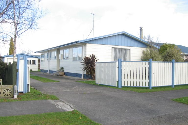 Photo of property in 17 Campbell Street, Feilding, 4702