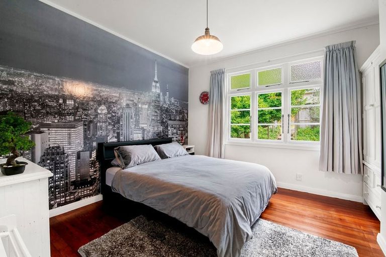 Photo of property in 14 Springtime Crescent, Stanmore Bay, Whangaparaoa, 0932