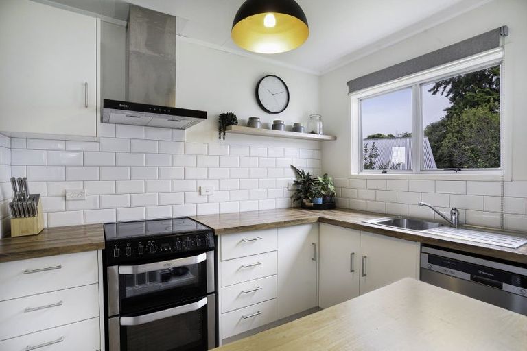 Photo of property in 32 Solway Street, Solway, Masterton, 5810